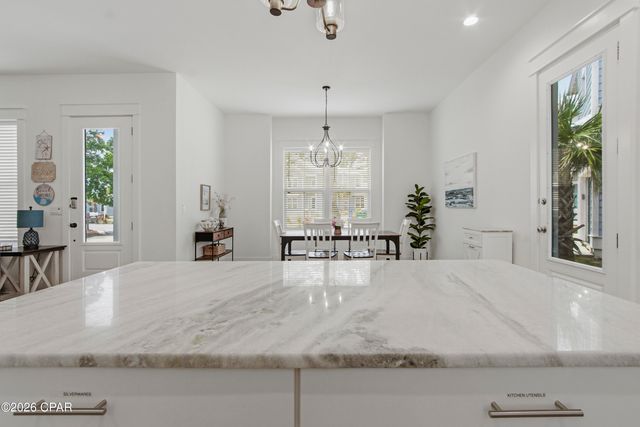 2705 Lagoon Manor Drive, Panama City, FL 32408