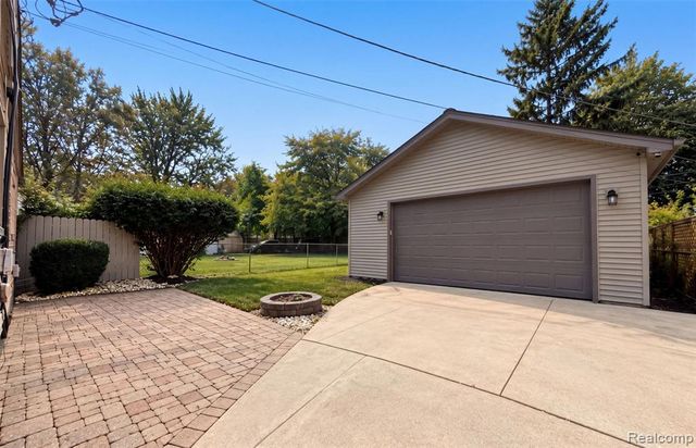 16108 Ziegler Street, Taylor, MI 48180