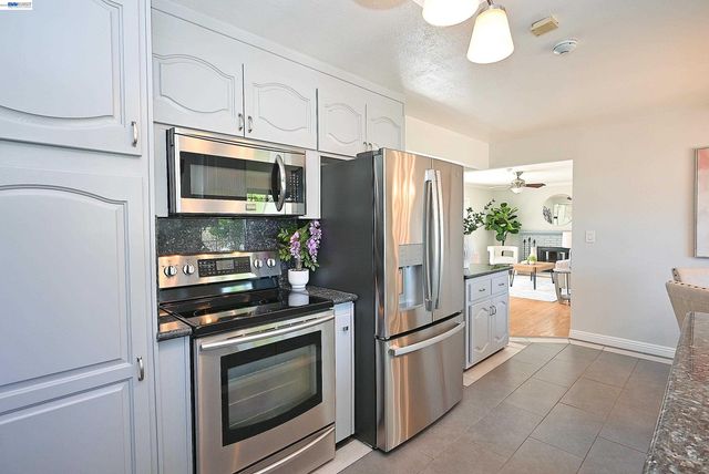 5332 Selma Ave, Fremont, CA 94536
