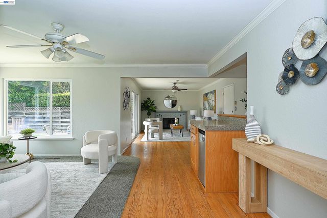 5332 Selma Ave, Fremont, CA 94536