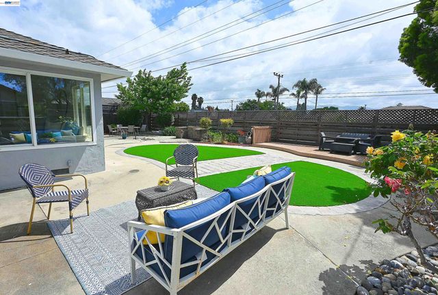 5332 Selma Ave, Fremont, CA 94536