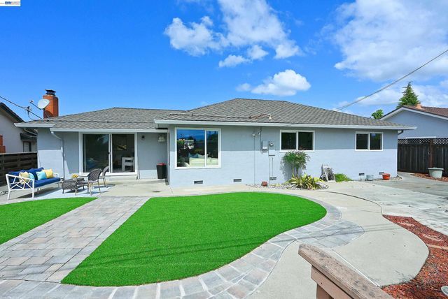 5332 Selma Ave, Fremont, CA 94536