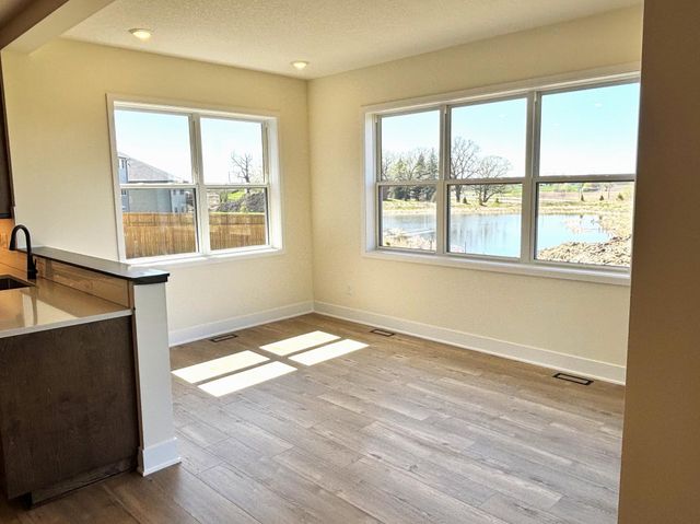 2026 Tamarack Road, Carver, MN 55315