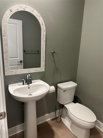 49495 Coldwater Ridge Drive, Northville, MI 48168