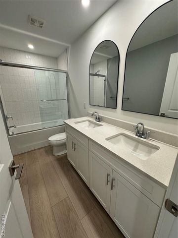 49495 Coldwater Ridge Drive, Northville, MI 48168