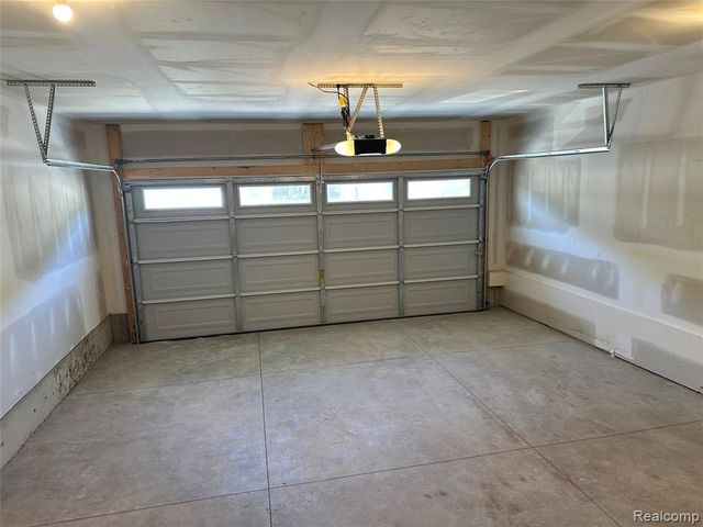 49495 Coldwater Ridge Drive, Northville, MI 48168