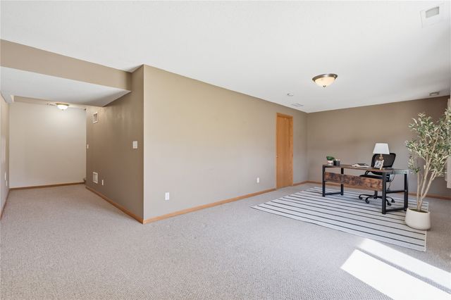4963 Foxtail Court, Marion, IA 52302