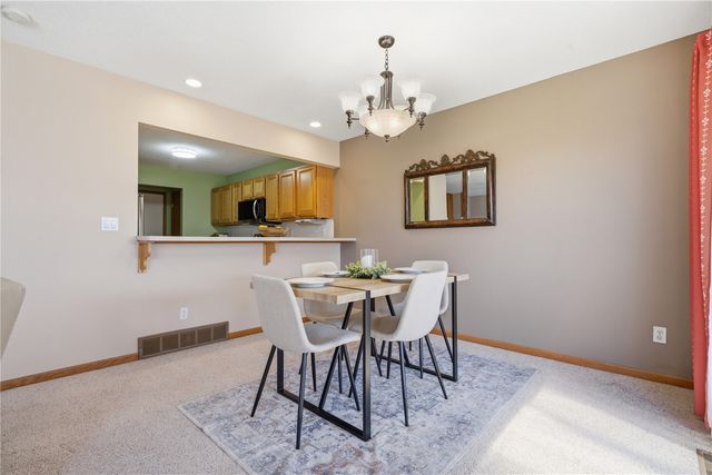 4963 Foxtail Court, Marion, IA 52302