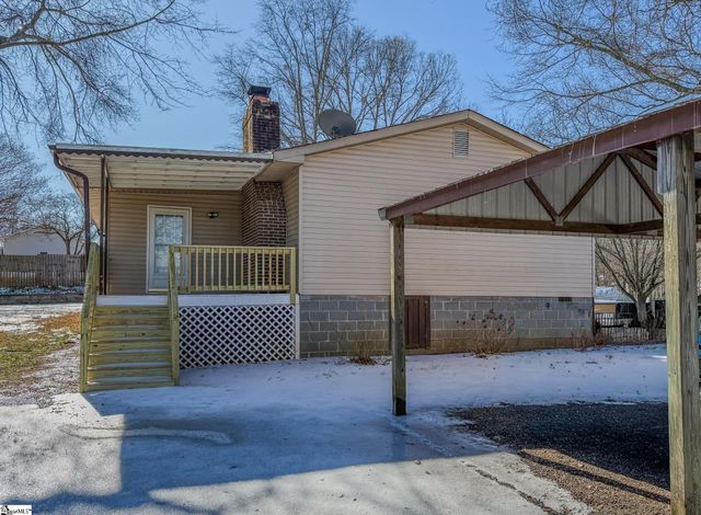 80 Randall Drive, Taylors, SC 29687