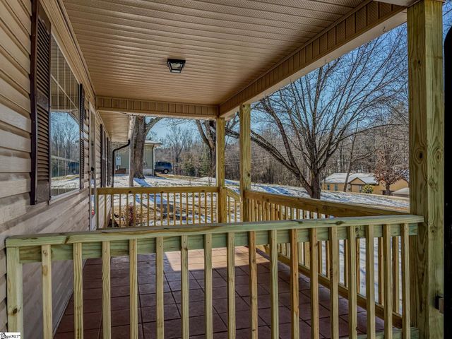 80 Randall Drive, Taylors, SC 29687