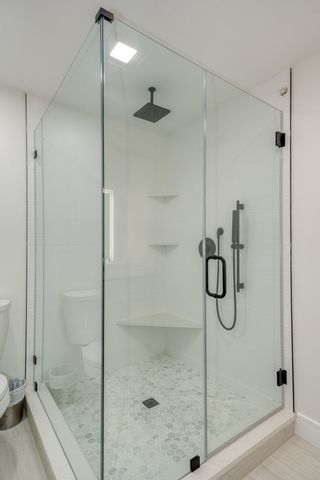 17 School C, Hudson, MA 01749