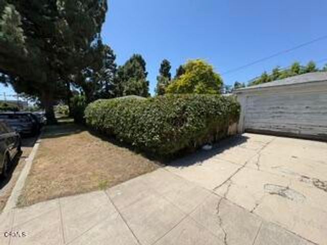 1946 Granville Avenue, Los Angeles, CA 90025