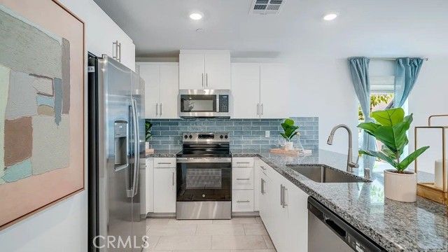 1432 Braided Mane Drive, San Jacinto, CA 92582