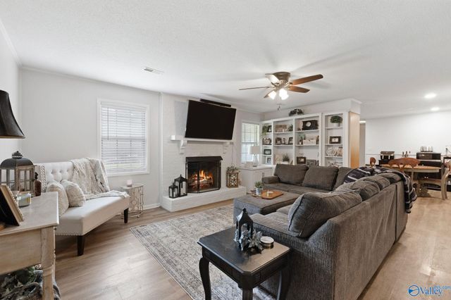 1304 Castleman Avenue SW, Decatur, AL 35601
