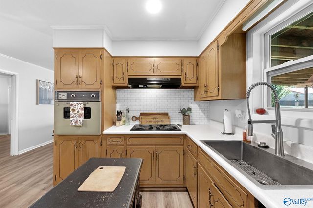 1304 Castleman Avenue SW, Decatur, AL 35601