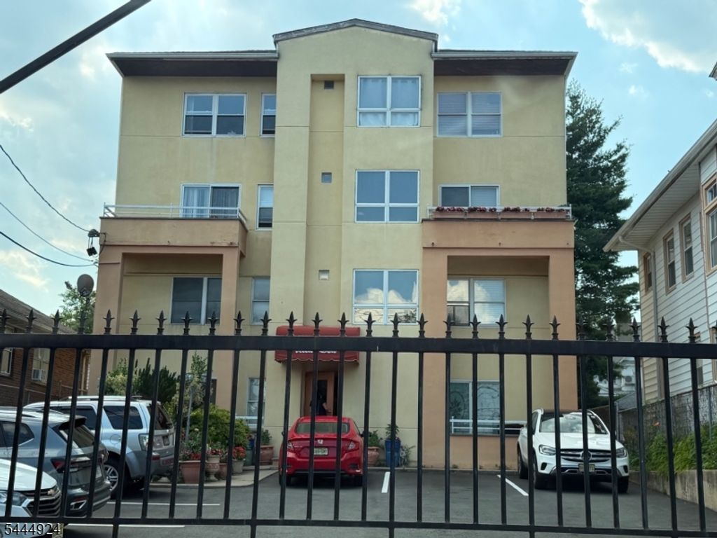 468 Mount Prospect Ave 4, Newark City, NJ 07104