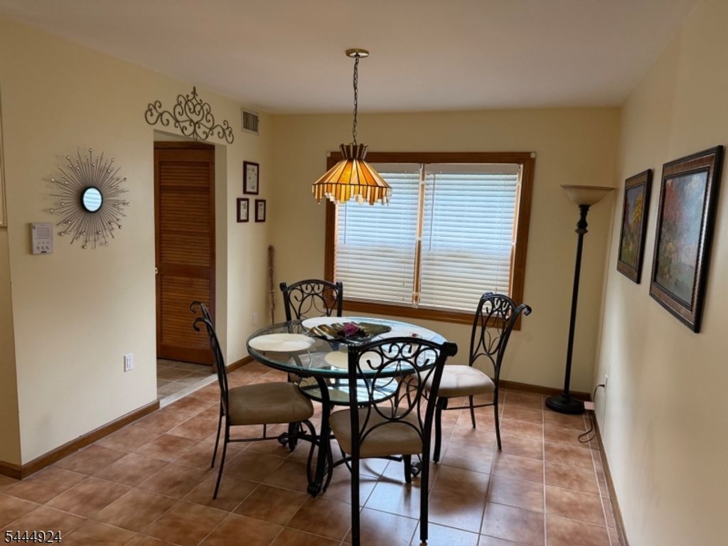 468 Mount Prospect Ave 4, Newark City, NJ 07104 — photo 4