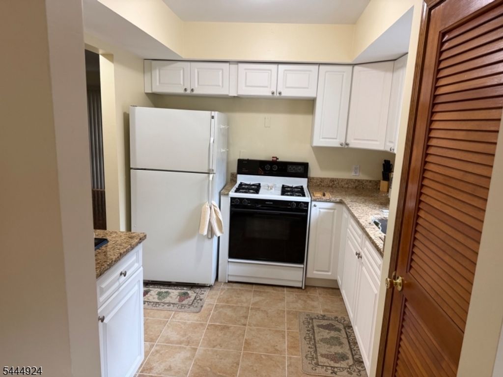468 Mount Prospect Ave 4, Newark City, NJ 07104 — photo 5