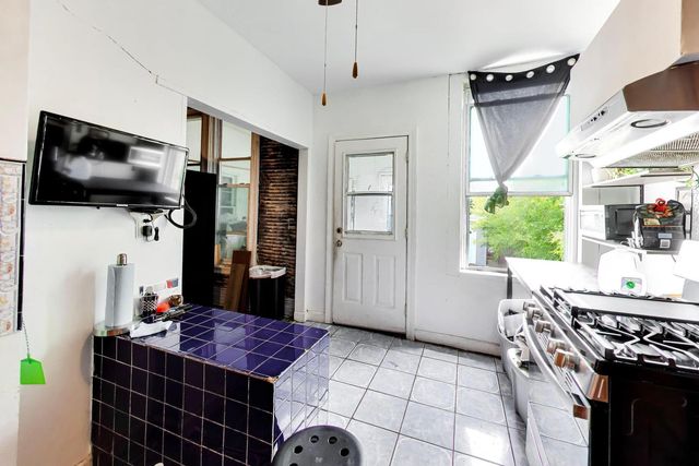 2835 S Millard Avenue, Chicago, IL 60623