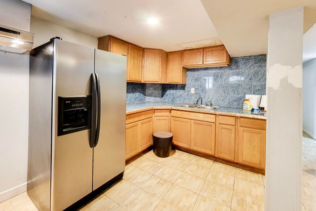 2835 S Millard Avenue, Chicago, IL 60623