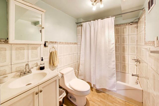 2835 S Millard Avenue, Chicago, IL 60623