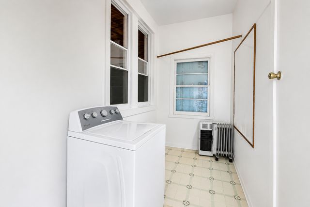 2835 S Millard Avenue, Chicago, IL 60623