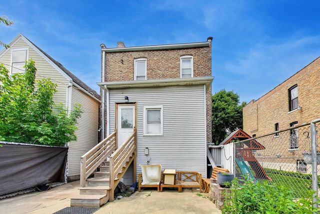 2835 S Millard Avenue, Chicago, IL 60623