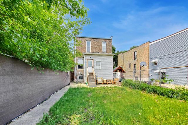 2835 S Millard Avenue, Chicago, IL 60623