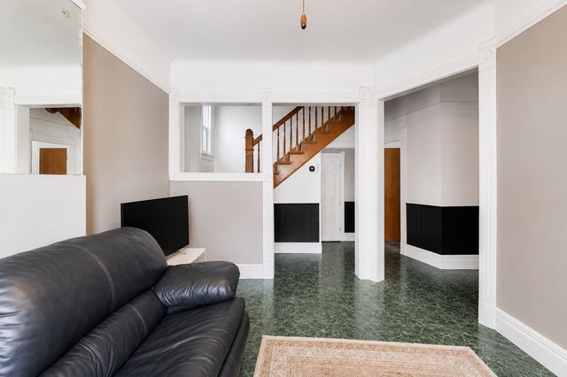 2835 S Millard Avenue, Chicago, IL 60623