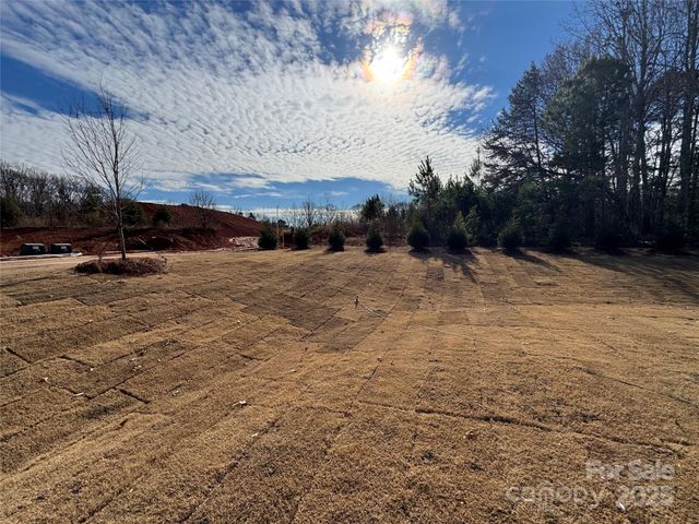 1268 Carrington Drive, Stanley, NC 28164