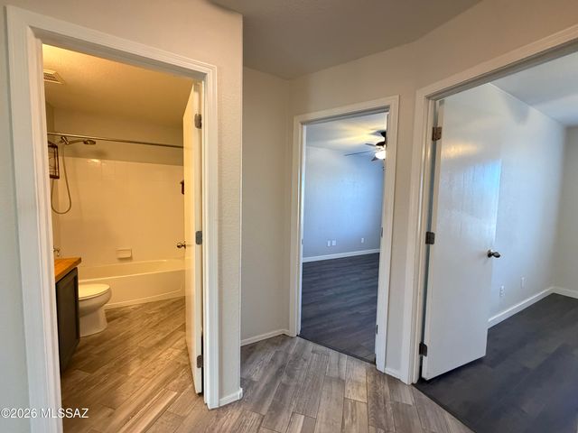 8747 N Golden Moon Way, Tucson, AZ 85743