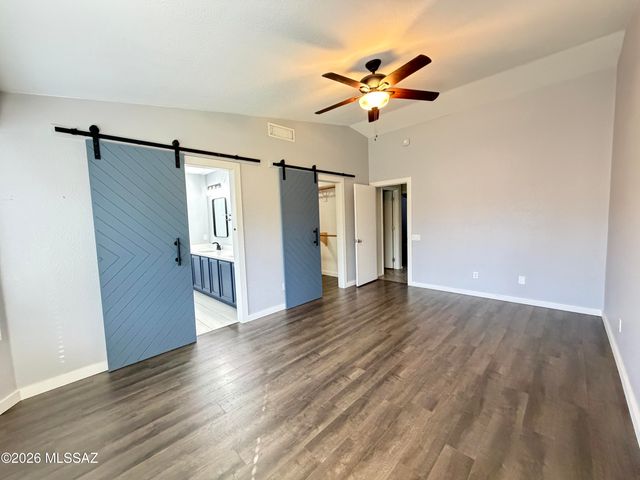 8747 N Golden Moon Way, Tucson, AZ 85743