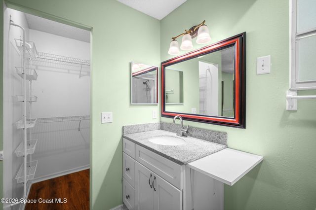 715 Harriet Avenue SW, Palm Bay, FL 32908