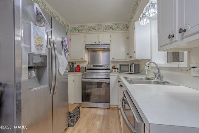 912 Chestnut Street, Mamou, LA 70554