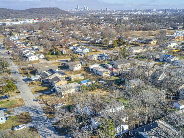 4627 S 29th West Avenue, Tulsa, OK 74107