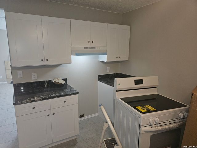 5827 HAWAIIAN CV, San Antonio, TX 78242