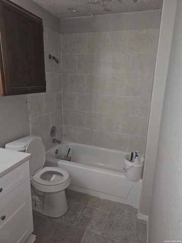 5827 HAWAIIAN CV, San Antonio, TX 78242
