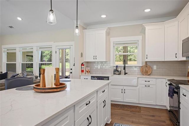 425 Rc Thompson Road, Dallas, GA 30157