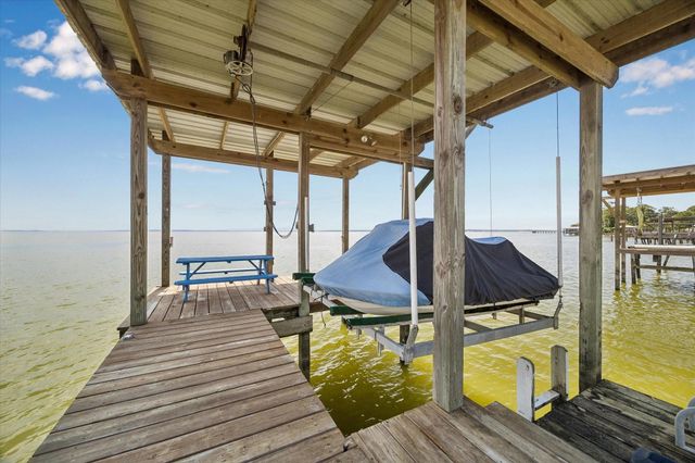 115 Panther, Onalaska, TX 77360