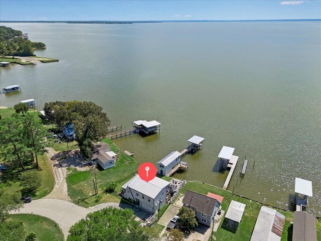 115 Panther, Onalaska, TX 77360