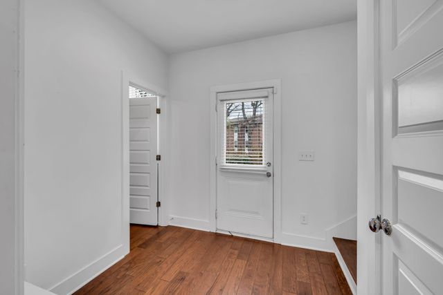 720 Cottage Park Dr, Nashville, TN 37207