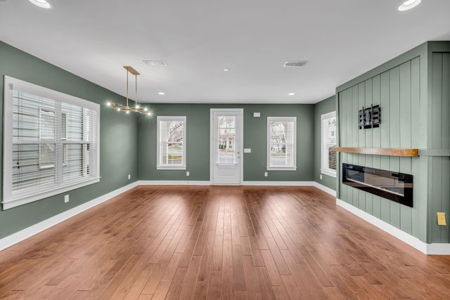 720 Cottage Park Dr, Nashville, TN 37207