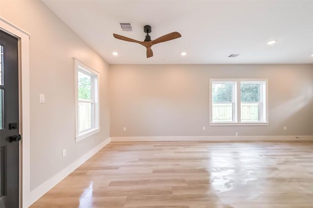 4723 Mallow Street, Houston, TX 77033