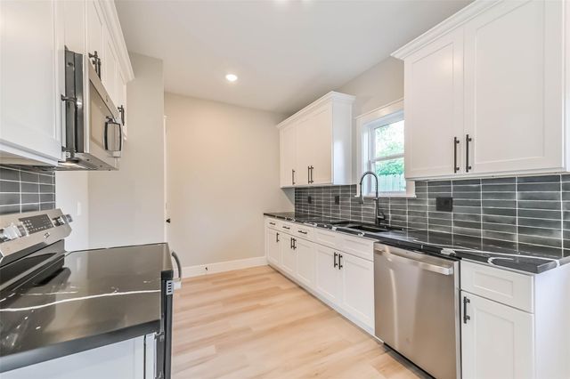 4723 Mallow Street, Houston, TX 77033