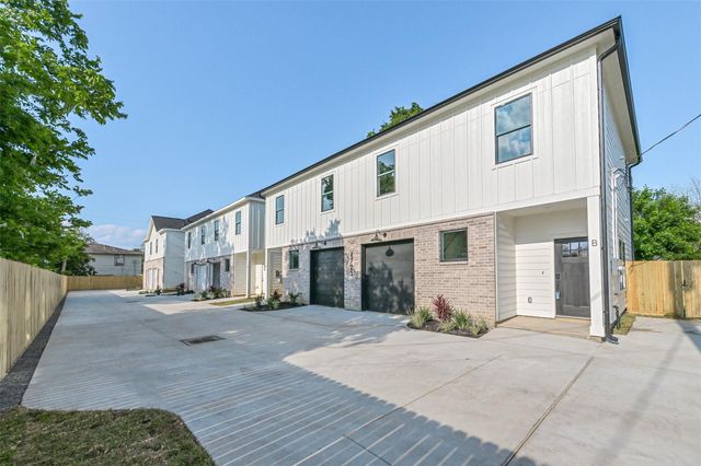 4723 Mallow Street, Houston, TX 77033