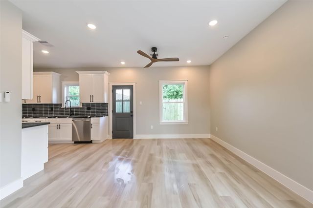 4723 Mallow Street, Houston, TX 77033