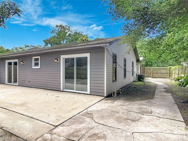 1302 BOND STREET, Edgewater, FL 32132