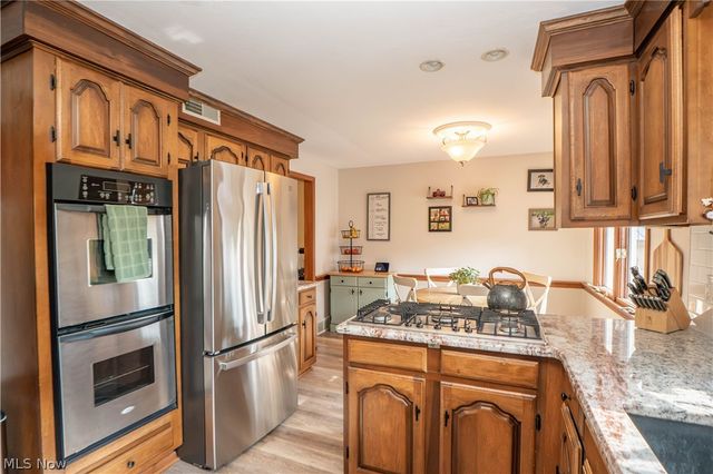 5036 Parkhaven Avenue NE, Canton, OH 44705