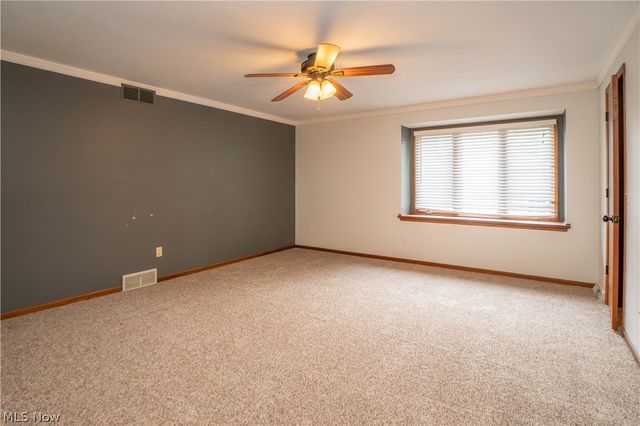 5036 Parkhaven Avenue NE, Canton, OH 44705