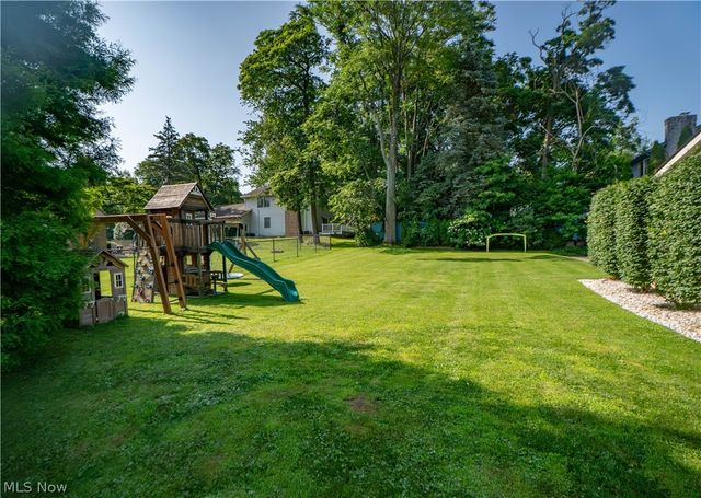 5036 Parkhaven Avenue NE, Canton, OH 44705